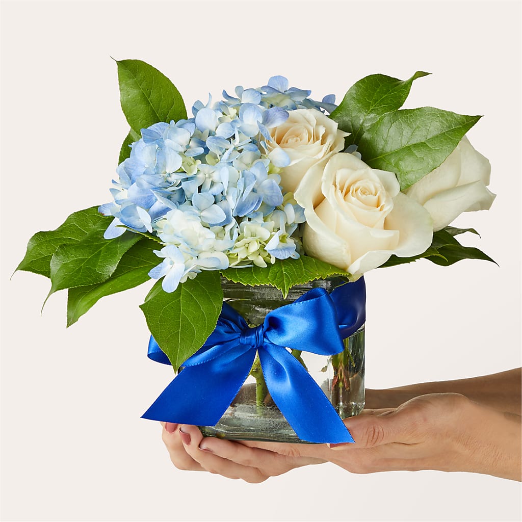 Sky Blue Delight Bouquet – Fj Florist, Houston TX
