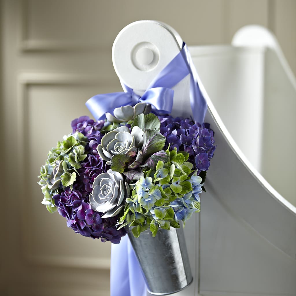 Declaration Pew Décor – Fj Florist, Houston TX