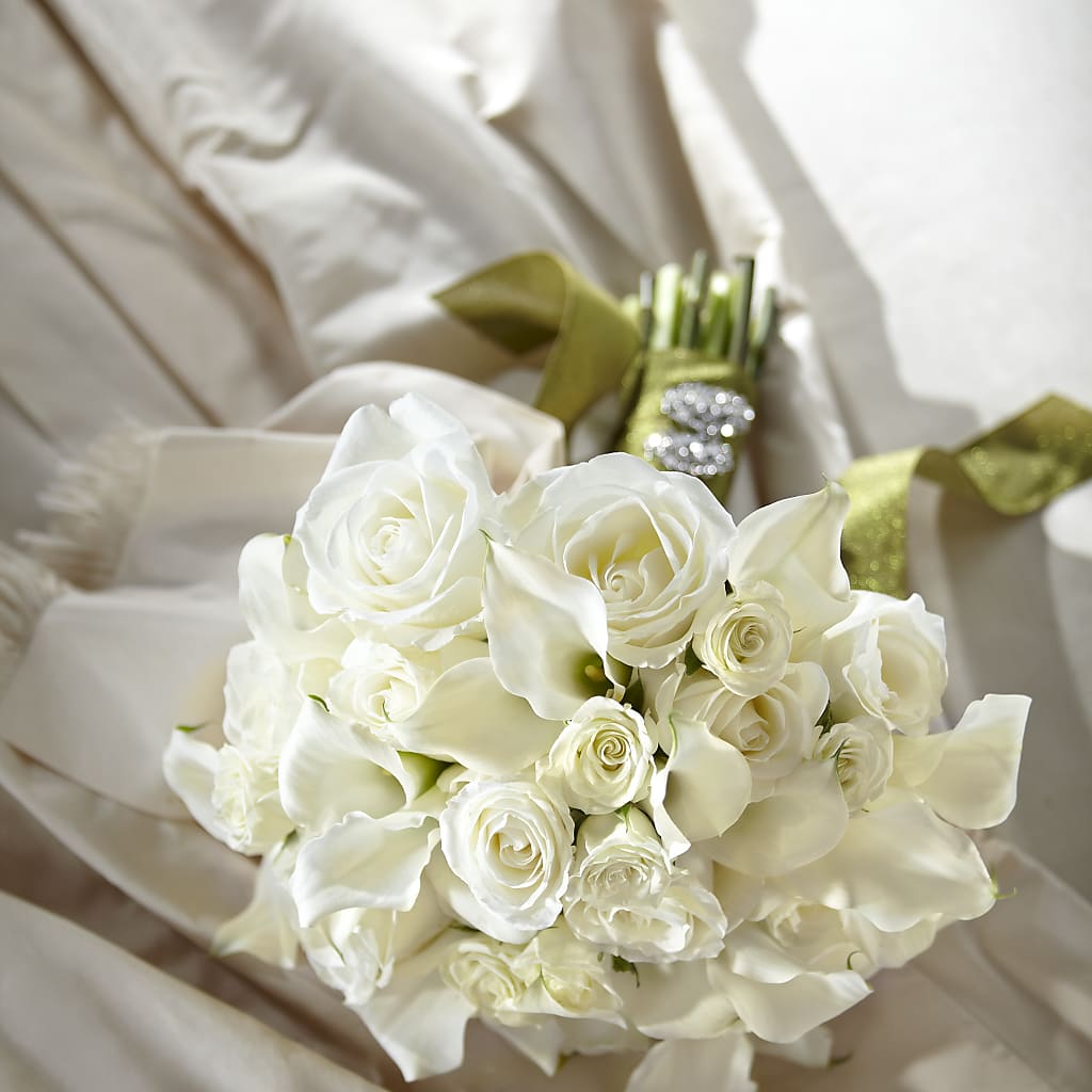 Serene Highness Bouquet – Fj Florist, Houston TX