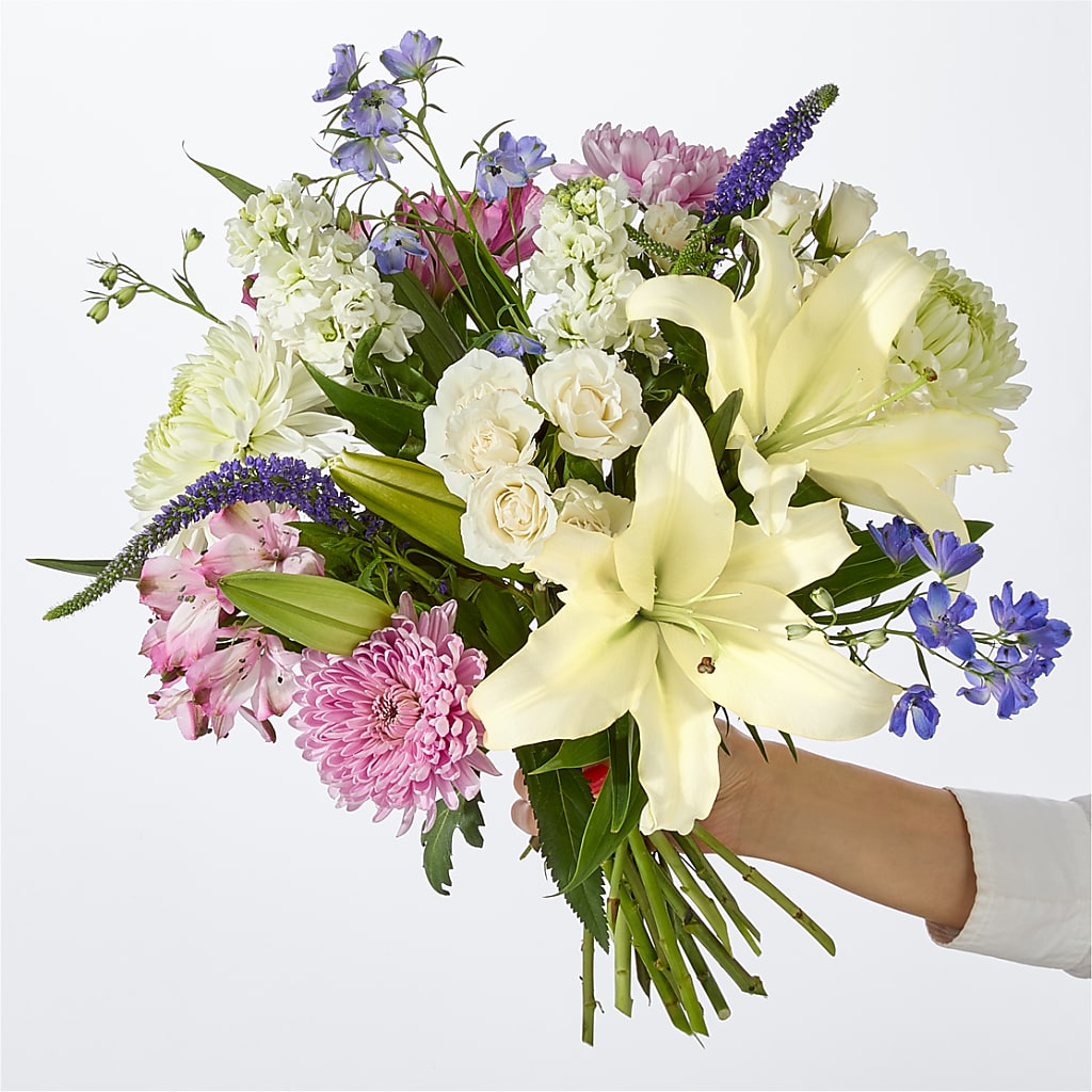 Winter Celebration Bouquet –  Fj Florist, Houston TX