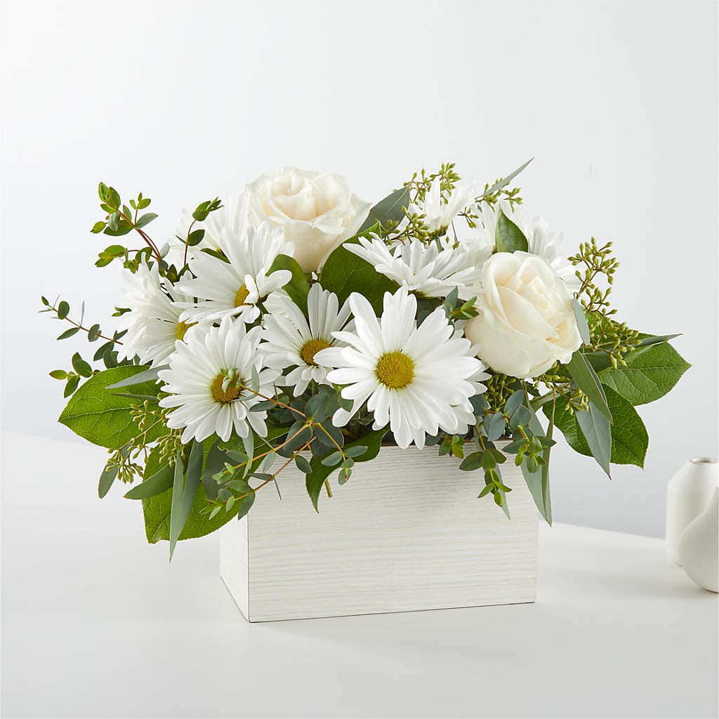 Fresh Linen Box Bouquet –  Fj Florist, Houston TX