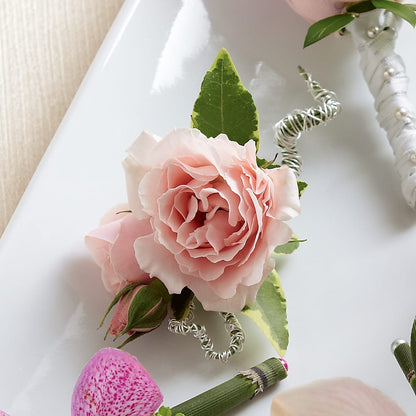 Pink Spray Rose Boutonniere –  Fj Florist, Houston TX